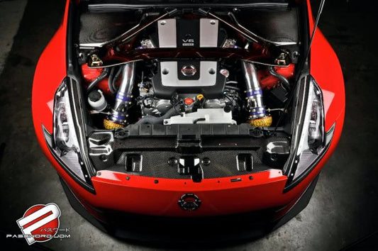 Dry Carbon Fiber Engine Cover (Nissan 370Z)
